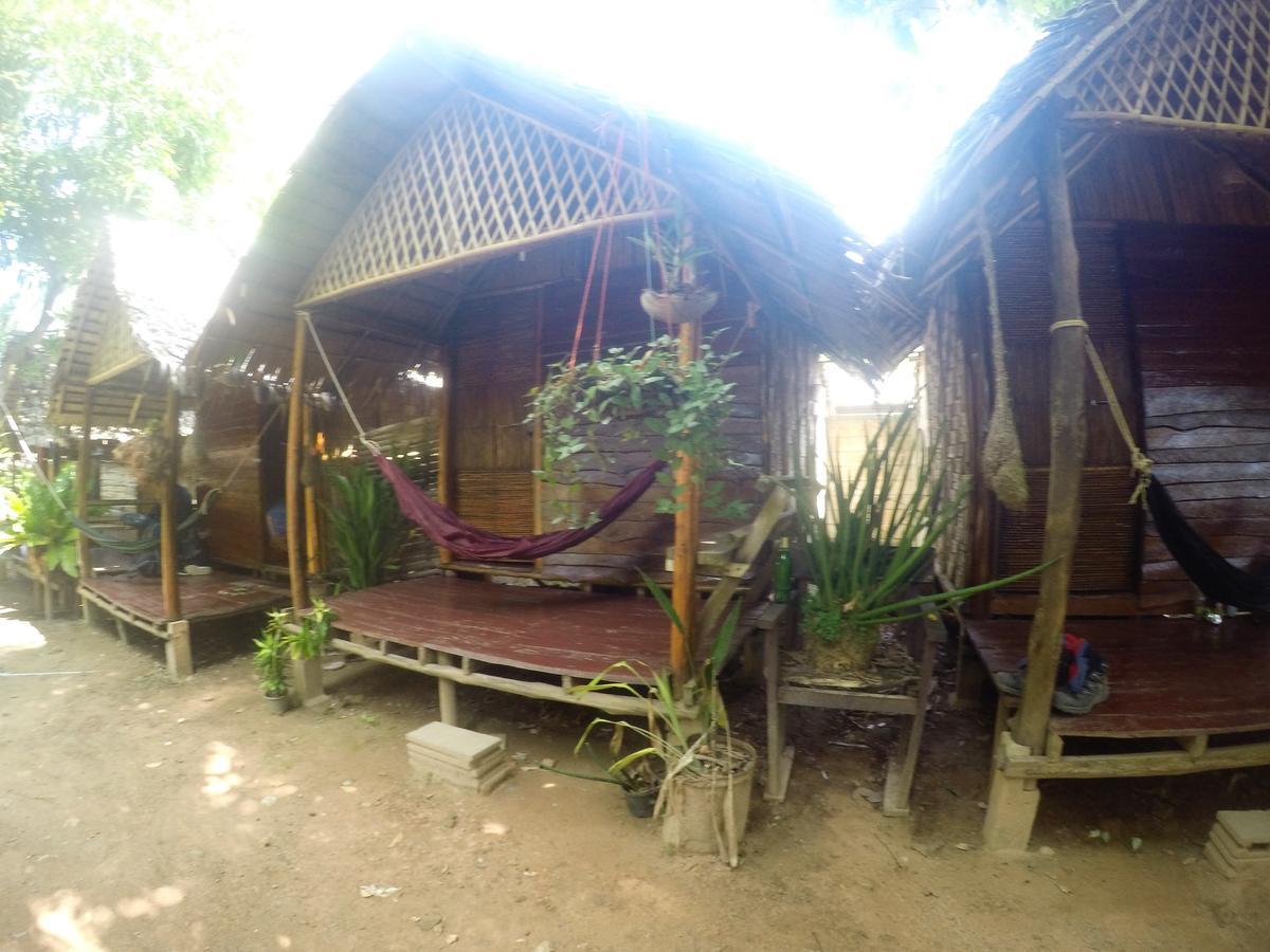 Hotel Easy Huts Ko Lanta Exterior foto