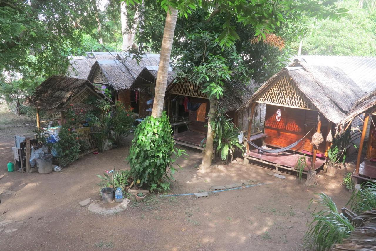 Hotel Easy Huts Ko Lanta Exterior foto